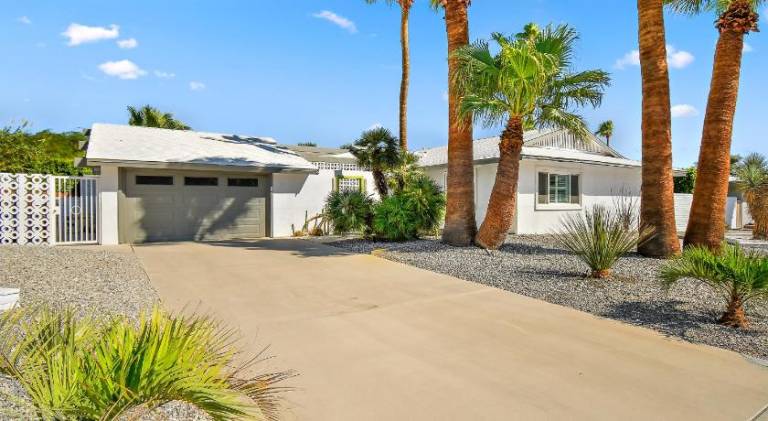 House with private pool & hot tub | Pets allowed — photo 4