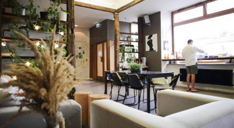 Wake Up Wellness Hostel by goodnite cz — photo 2