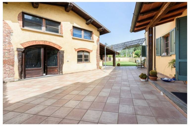 Beautiful vacation home with yard | Pets are welcome — photo 2