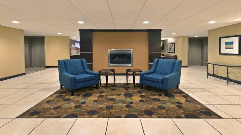 Holiday Inn Express Hotel & Suites Colby By IHG — photo 3