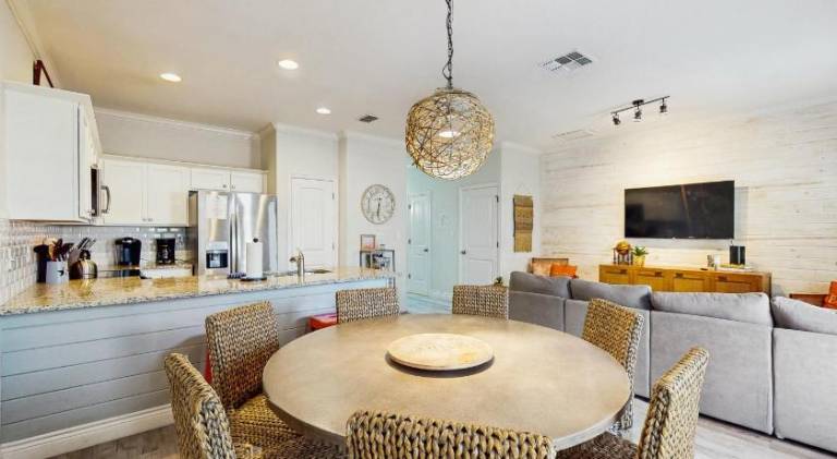 Charming vacation home | Close to the beach | Pets allowed — photo 3
