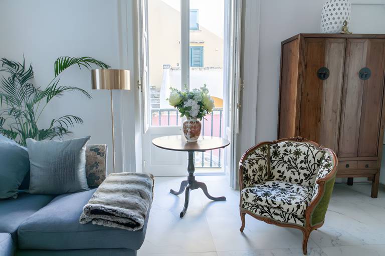 Fully equipped vacation home with fast internet & terrace | City view | Perfect for remote work | Pets allowed — photo 2