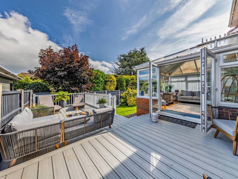 Cottage with garden | Water view in Conwy