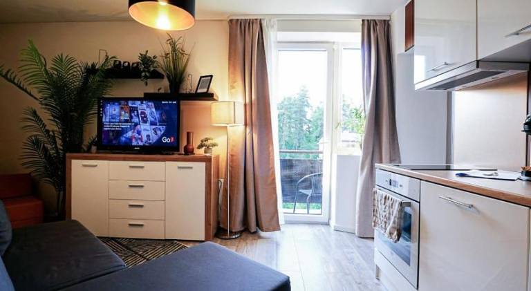 Cofy Rentals - quiet location, air-conditioning, free parking, 24-7 check-in-out with prepaid nightt — photo 5