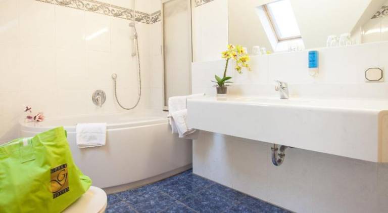 Nice holiday apartment with terrace, pool & jacuzzi | Close to the ski | Good for workation | Pets allowed — photo 2