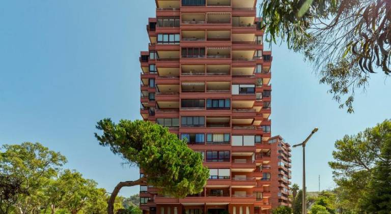 Apartment with 1 room for 3 persons in Almada