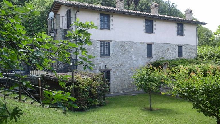 Villa  Valfabbrica