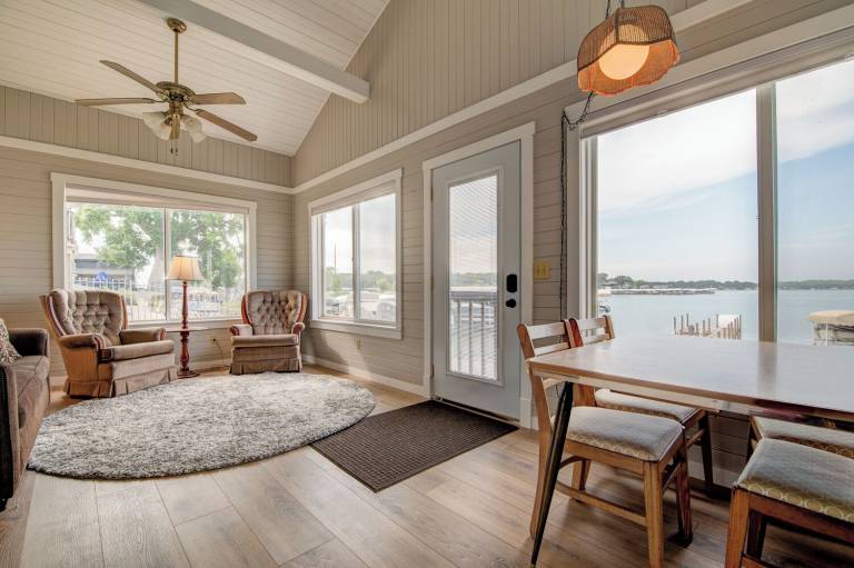Cabin Okoboji
