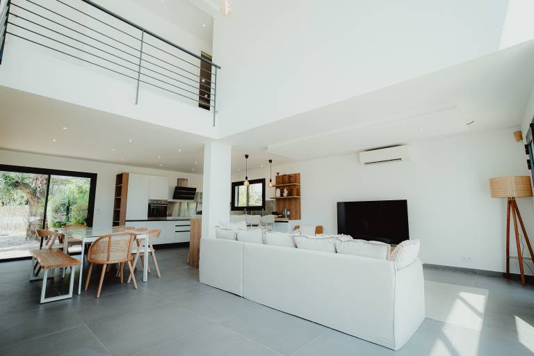 Children-friendly villa with pool, fast internet & garden | Garden view | Beach nearby | Pets allowed — photo 5