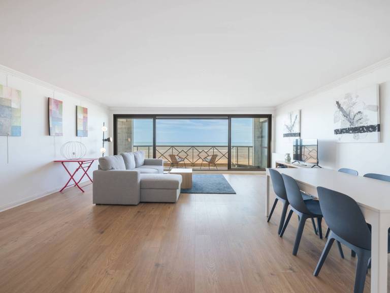 Apartment sea view, pets allowed -? ? guests in Montreuil