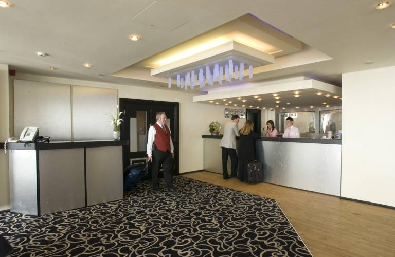 Tiffanys Hotel — photo 4
