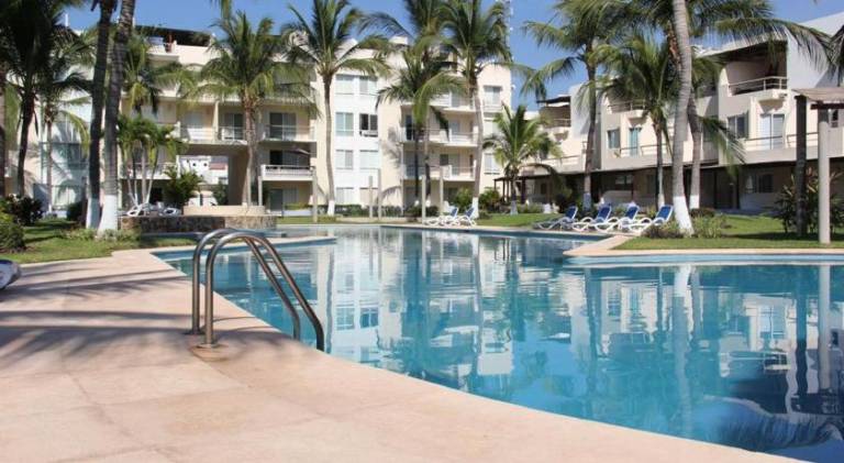Pleasant holiday apartment with pool & hot tub | Pets allowed in Acapulco