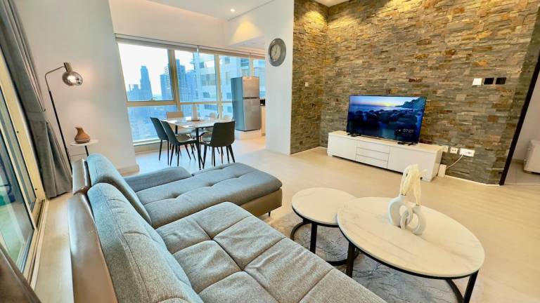 Luxury 2 BR Marina View Condo with Free Yacht Ride in Abu Dhabi