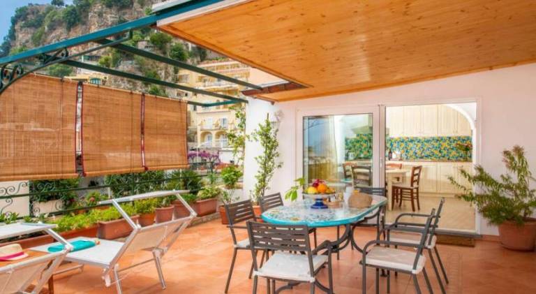Vacation home with 2 rooms for 4 persons in Positano
