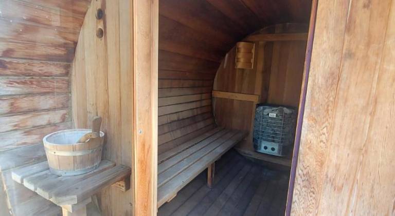 House with sauna & hot tub — photo 4
