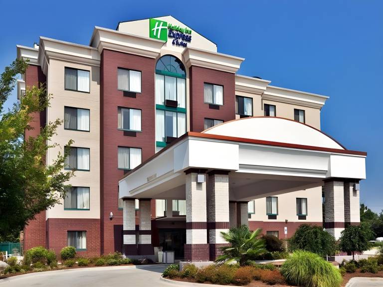 Holiday Inn Express Hotel & Suites Birmingham - Inverness 280 By IHG in Birmingham, AL