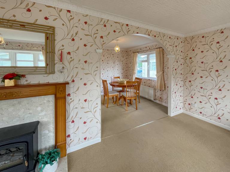 Family-friendly cottage with yard | River view | Pets are welcome — photo 5