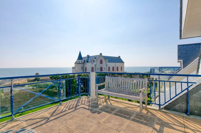 Family-friendly beautiful rental apartment with fast internet, garden & terrace | Garden view | Next to the beach | Dogs allowed — photo 4