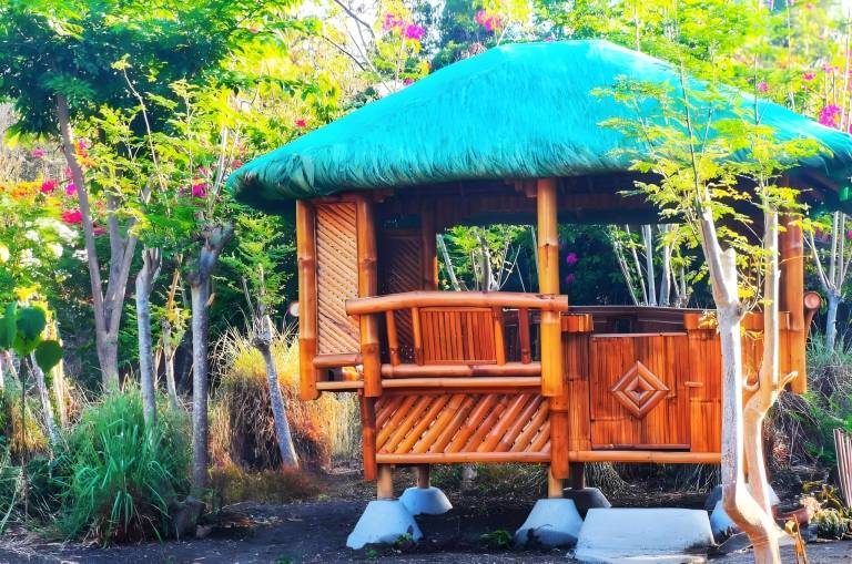 Villa with pool, grill & yard | Suitable for remote work | Pets are welcome — photo 4