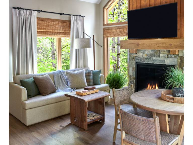 Cabin  Cascade Locks
