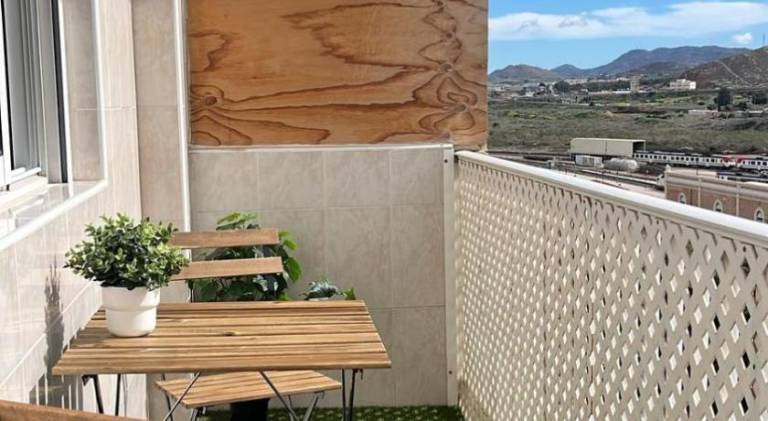 Holiday apartment with patio | Suitable for remote work in Cartagena