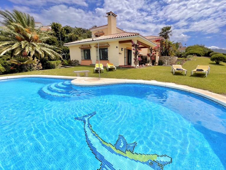 Chalet Urbanización Atlanterra