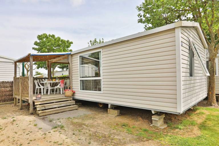 Camping 2 Beaches & Ocean - Mobile home Comfort 2 bdr. 4/6 pers. Small Decking — photo 2