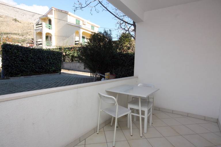 Studio flat near beach Duće, Omiš (AS-4795-e) in Omis