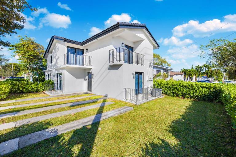 House Coconut Grove