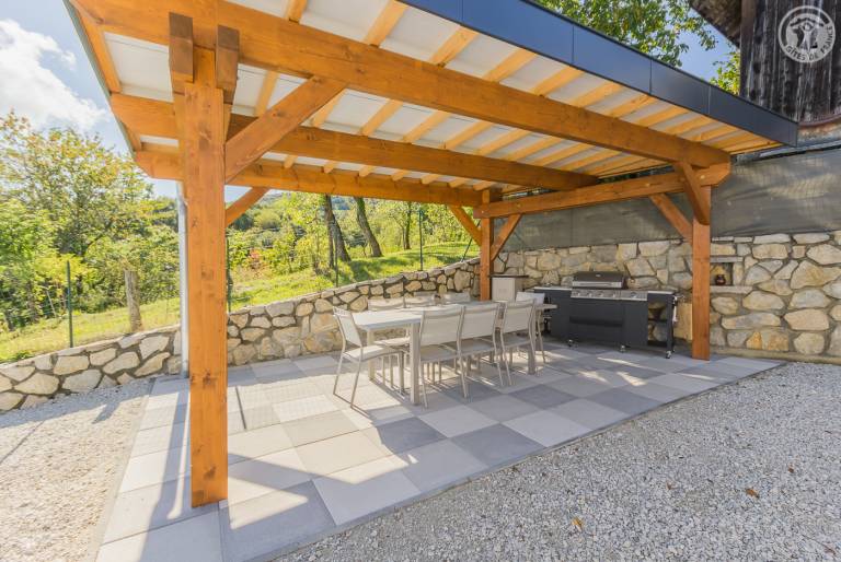 Gite with barbeque & terrace | Pet-friendly — photo 2