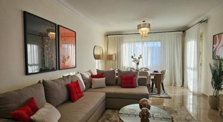 Spacious rental apartment with pool | Pets allowed — photo 2