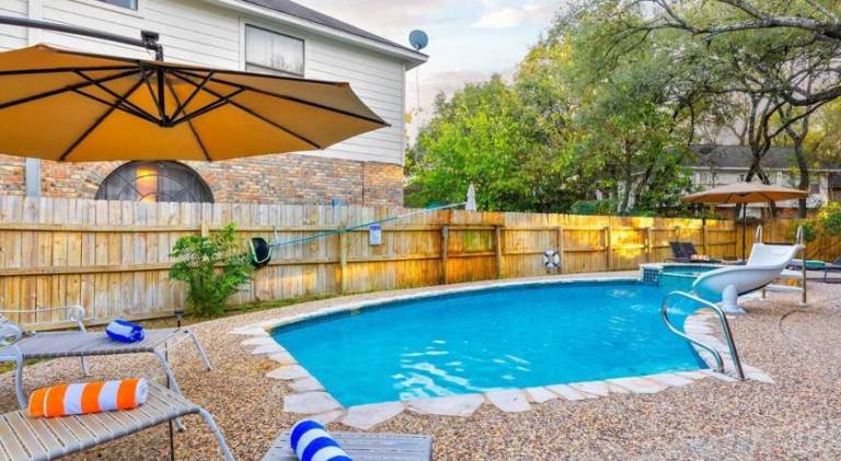 1000 m&sup2; Ferienhaus