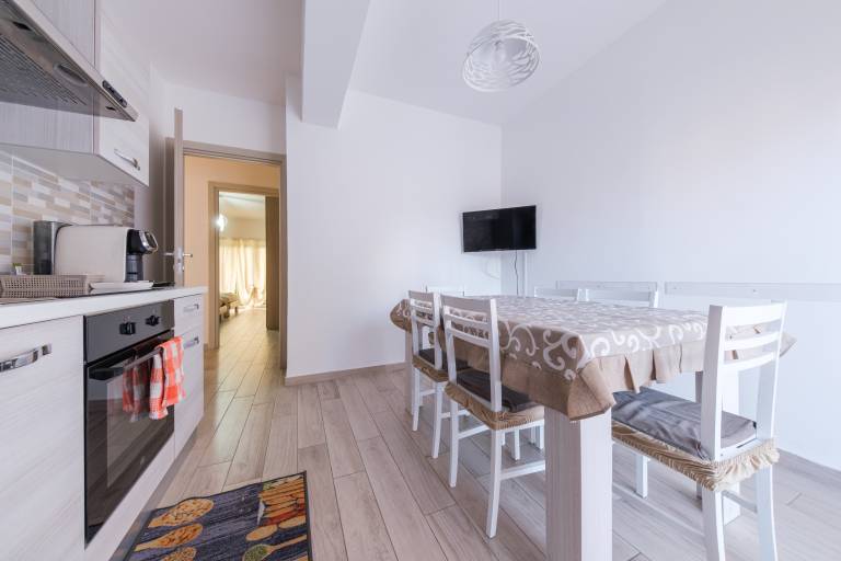 Apartment with fast internet | City view — photo 4