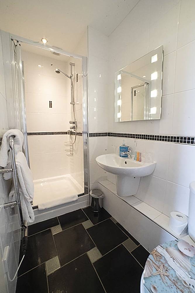 Accommodation  Nuneaton