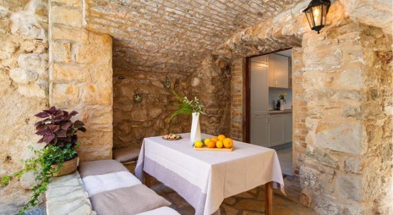 Charming house | Pets are welcome in Jelsa