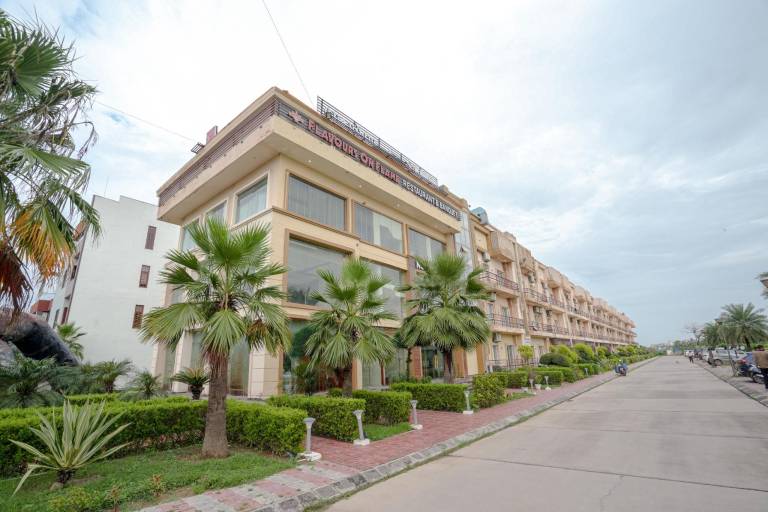 Nandan Retreat