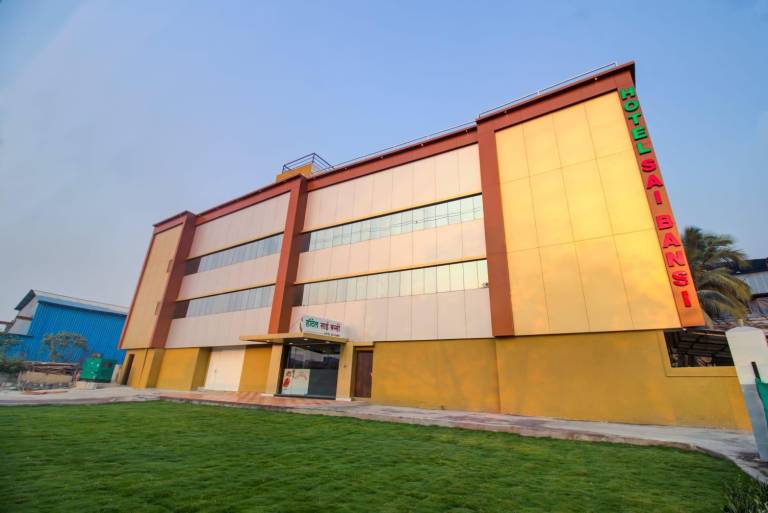 Hotel Sai Bansi