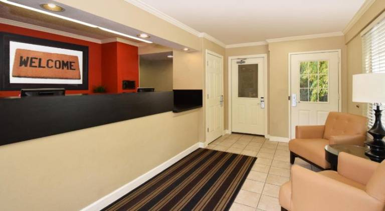 Extended Stay America Select Suites - Atlanta - Cumberland Mall — photo 5