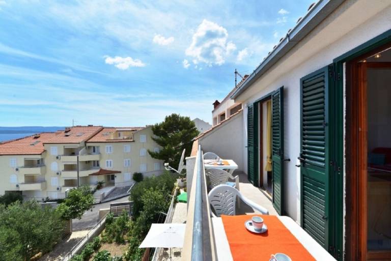 Apartment Bol