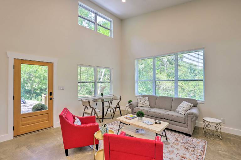 Pet-Friendly Asheville Retreat w/ Hot Tub — photo 4