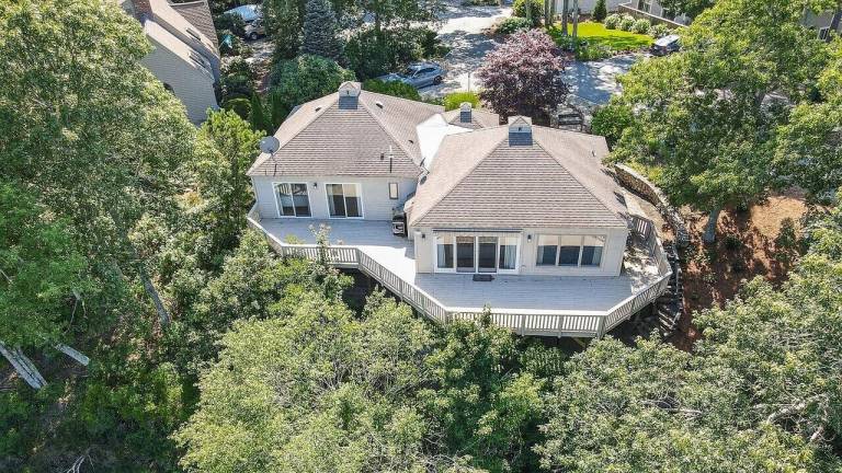 House  New Seabury