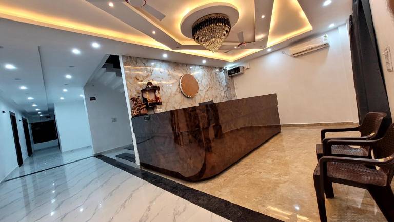 Skyline Hotel - Near Ram Mandir in Ayodhya