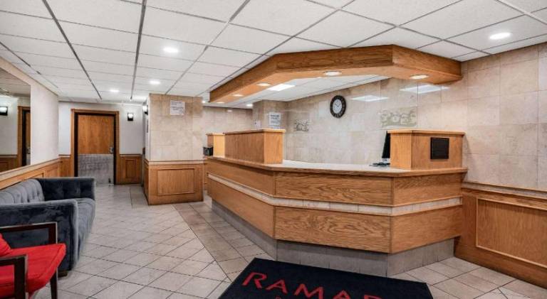 Ramada by Wyndham Keystone Near Mt Rushmore — photo 4