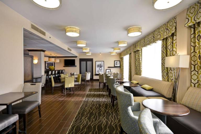 Hampton Inn Detroit/Northville (Farmington Hills Area) — photo 2