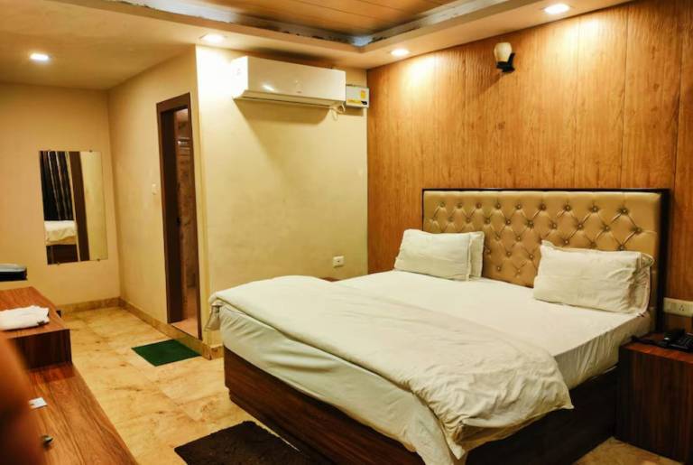Hotel Mauji's Legacy (Prayagraj, UP) in Prayagraj