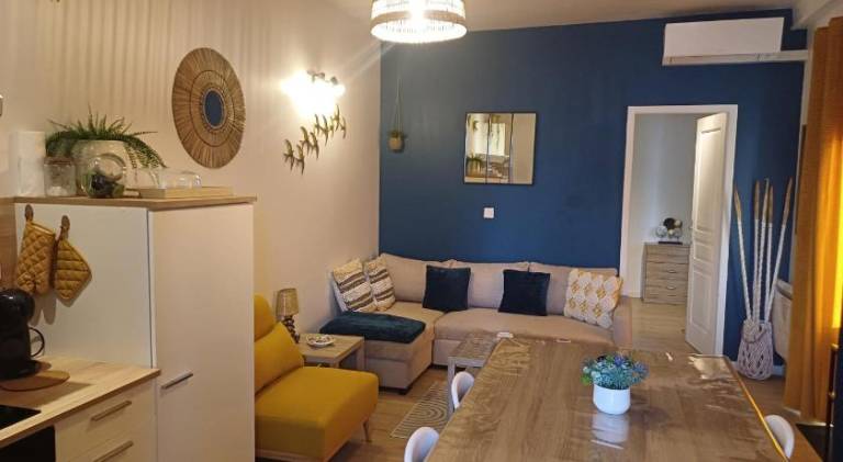 Holiday apartment with yard & terrace | Pets are welcome in Sens