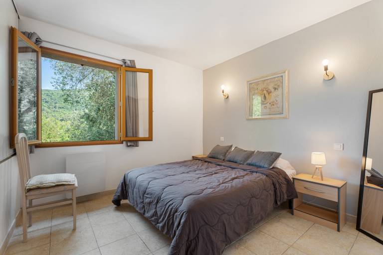 Child-friendly vacation home with garden, grill & patio | Mountain view | Pets allowed — photo 5