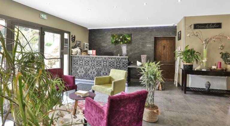 Hotel Le Mas de Castel - Piscine chauffee — photo 2