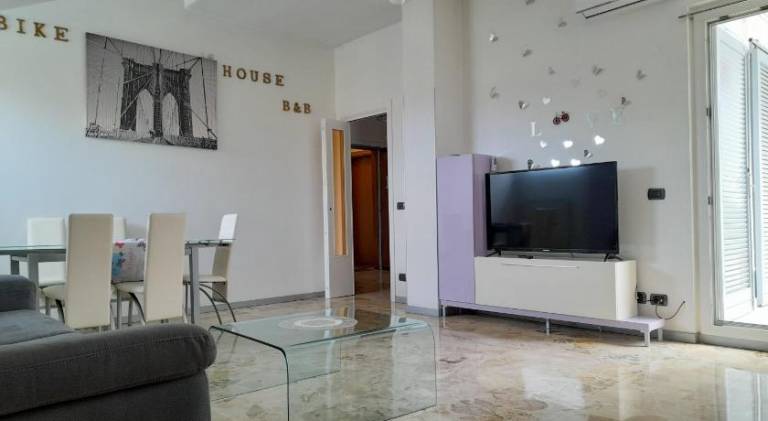 Holiday apartment with 2 rooms for 8 persons — photo 2