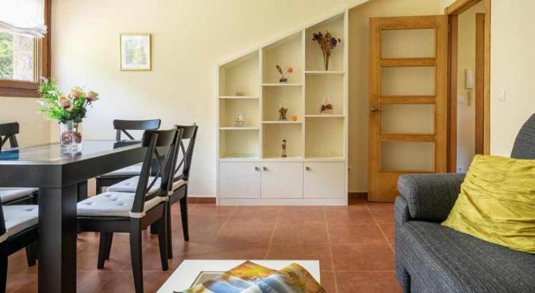 Rental apartment with 2 rooms for 4 persons — photo 2